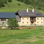 Moarhofer Apartment *